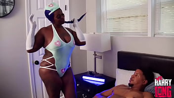 BIG BOOTY EBONY SAVES THE DAY WORKING HARD TO GET THE NUT OUT 35 sec720p