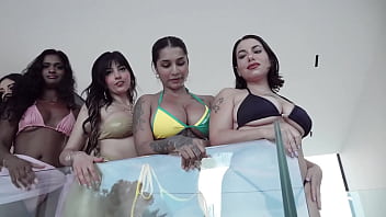 9 GIRLS VS 4 BOYS MEGA ORGY AT THE MANSION 15 min1080p